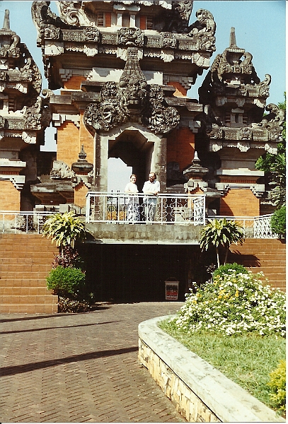 Indonesia1992-07.jpg